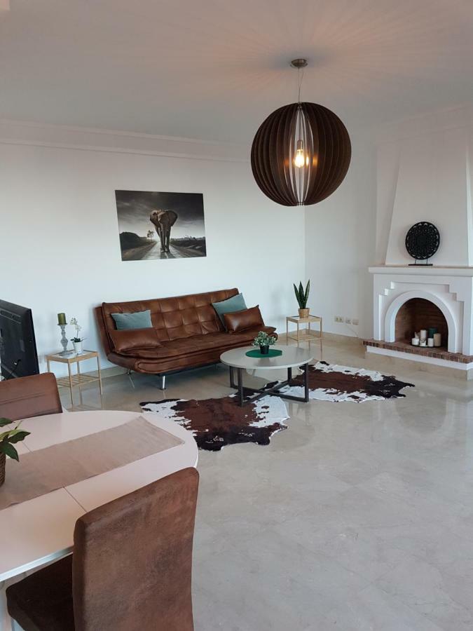 Seaview Apartement Sitio de Calahonda 외부 사진